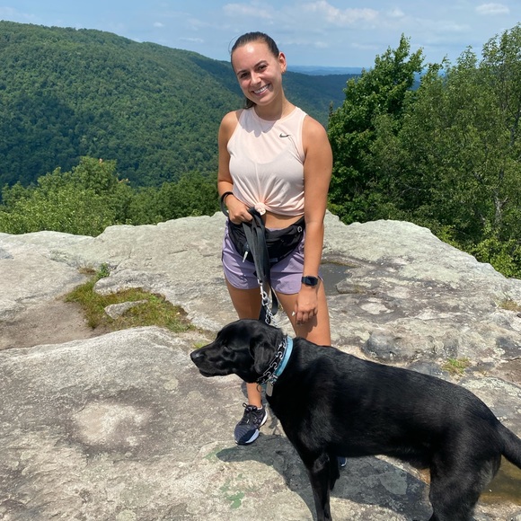 Meet Your Posher, Jackie - Picture 4 of 5